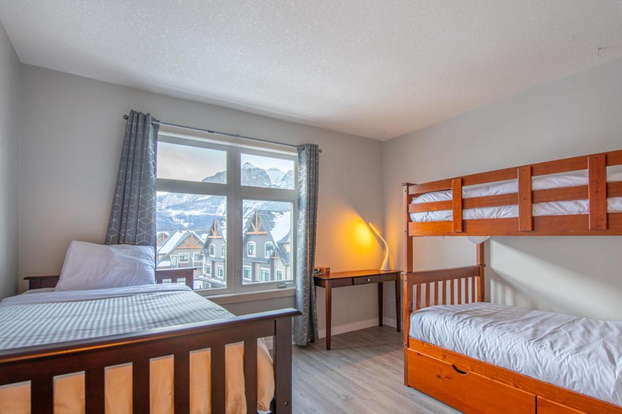 Mountain View 2 Bedroom - Wt Floor-401 Apartment *